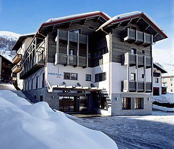 Marzia Hotel 4*