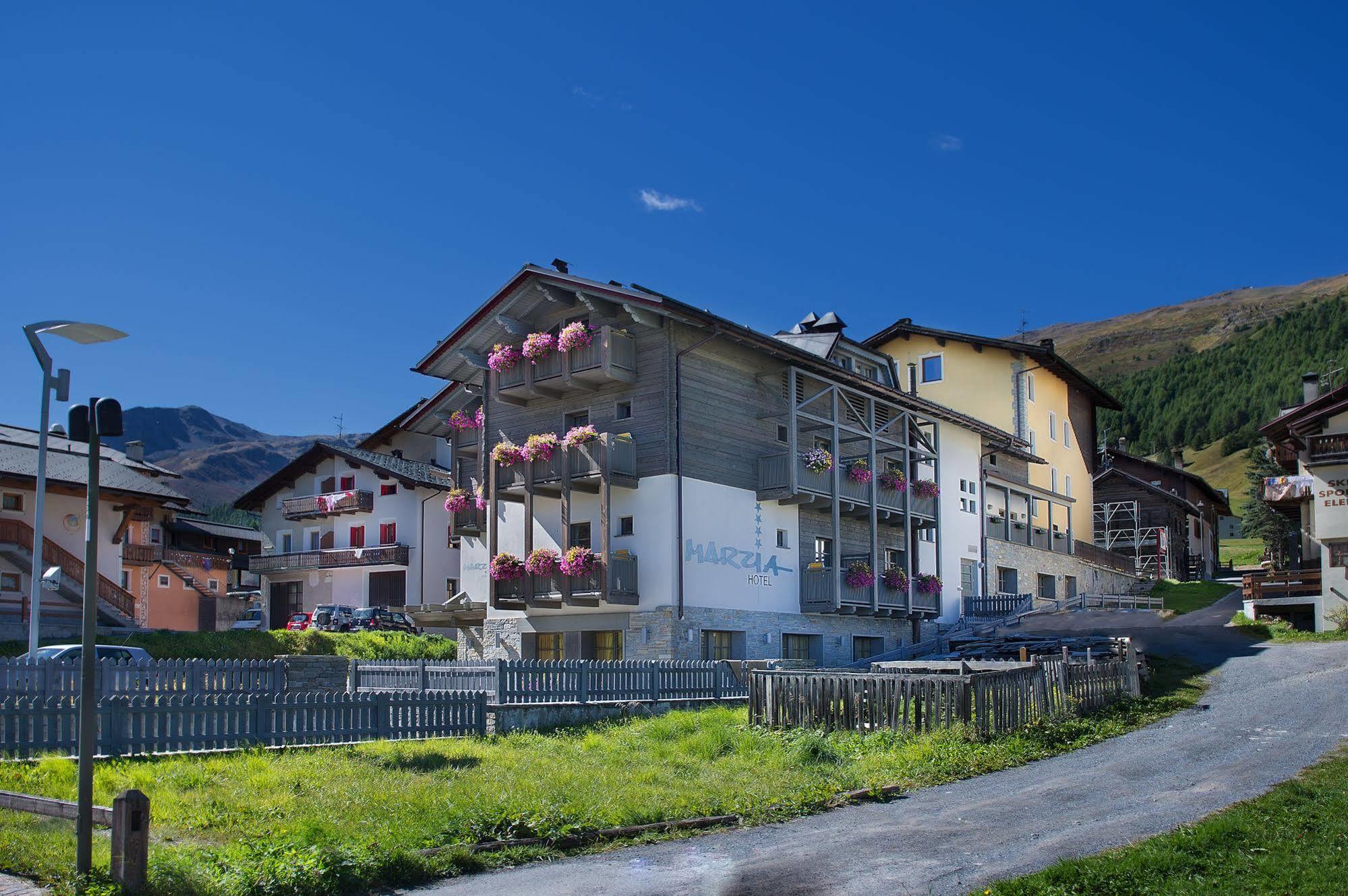 Marzia Hotel 4*