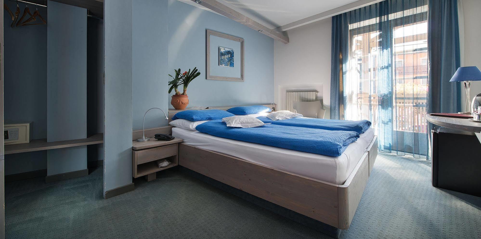 Marzia Hotel